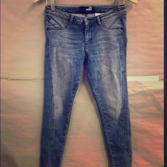 love moschino jeans